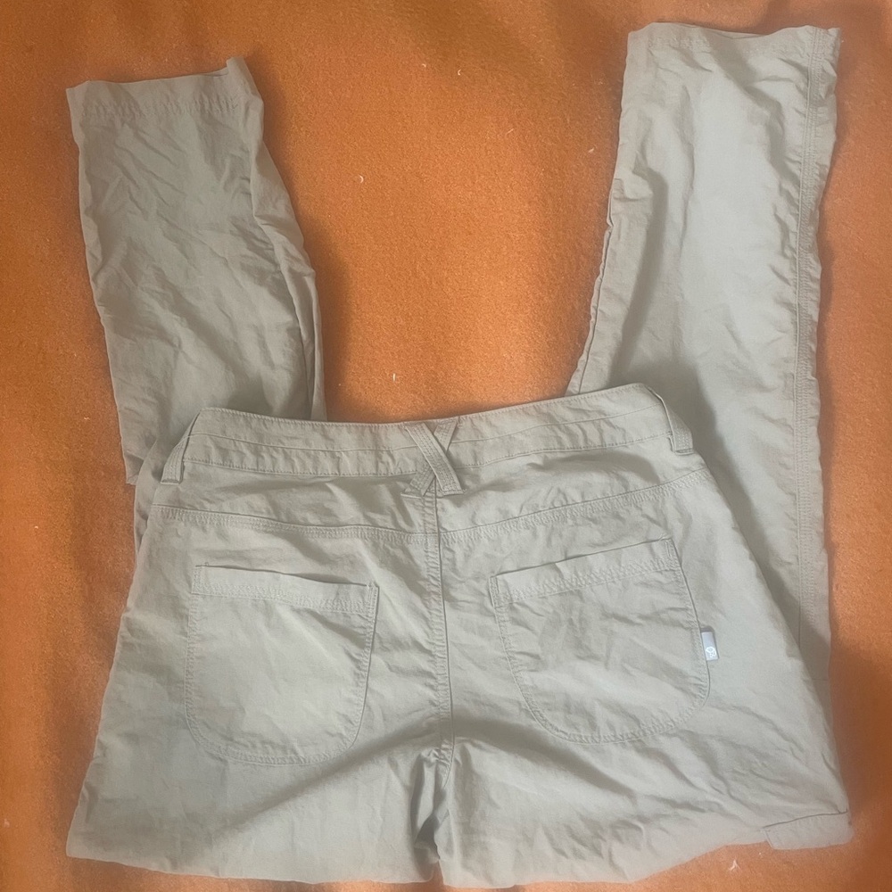 Mountain Hardwear Women's 6/38 Tan Hiking Pants Lightweight Quick Dry EXCELLENT - Picture 2 of 5